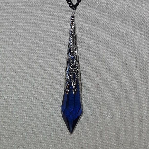 COPY - NWT, HAND CRAFTED SWAROVSKI DROP CRYSTAL N… - Picture 2 of 2